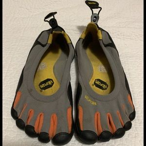 Vibram 5-finger toe shoes